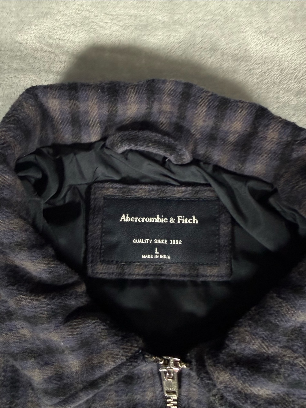 Abercrombie & Fitch Flannel Bomber Jacket Mens L Lined Full Zip Checkered Blue - Picture 4 of 11
